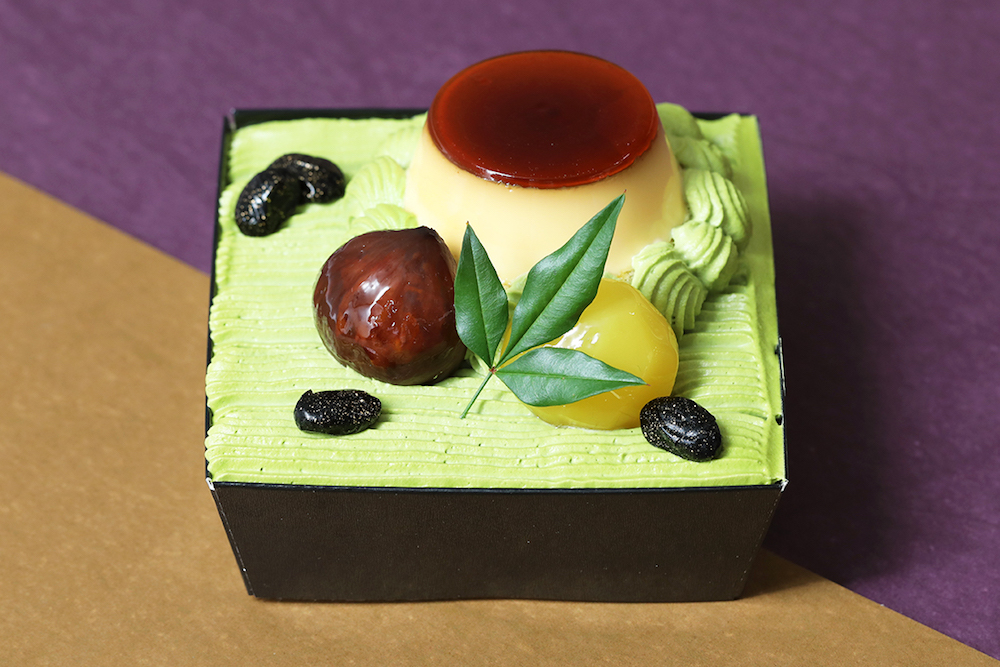 正方形型のプリンア・ラ・モード「抹茶のスクエアケーキ」税込み1,000円