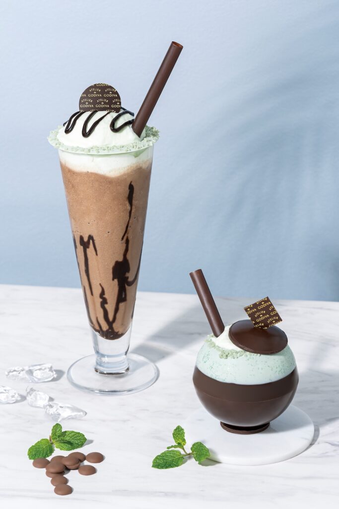 左から「ショコリキサー スペシャル ミルクチョコレート ミント グラス」、「ショコリキサー スペシャル ミルクチョコレート ミント パール」