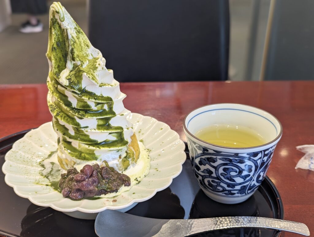 Azabu Sabo's "Creamy Sweet Potato ~ Matcha Kintoki ~" - 810 yen including tax.