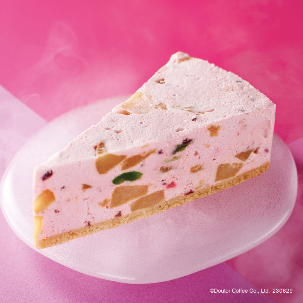 エクセルシオール カフェ「桃のアイスケーキ」税込み530円
