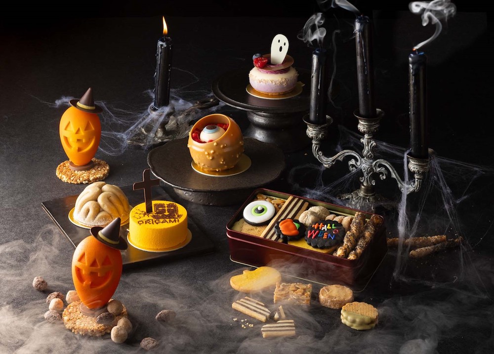 「ザ・キャピトルホテル 東急」は10月1日〜31日、「ハロウィンスイーツ2023」を開催する。4種類のケーキ、ハロウィンショコラ、クッキー缶、かぼちゃパンを提供する。