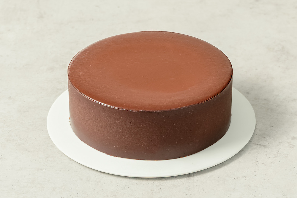 「チョコレートケーキ（ホール）」税込み4,500円