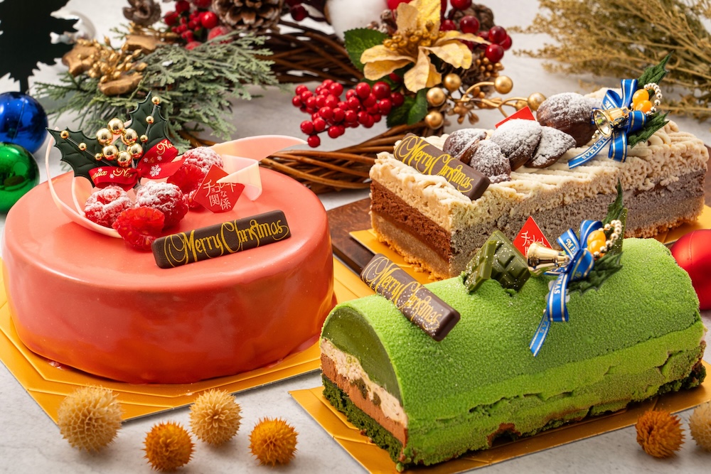 宮城県仙台市の「チョコレートな関係」は、オンラインショップにて、クリスマスケーキ3種の予約販売をスタートした。いずれも冷凍で全国配送を行う。
