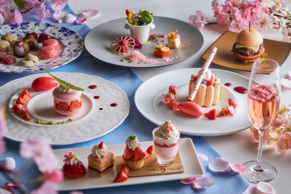 「Fancy afternoon tea　～Strawberry and SAKURA～」税込み6,500円（別途サービス料）