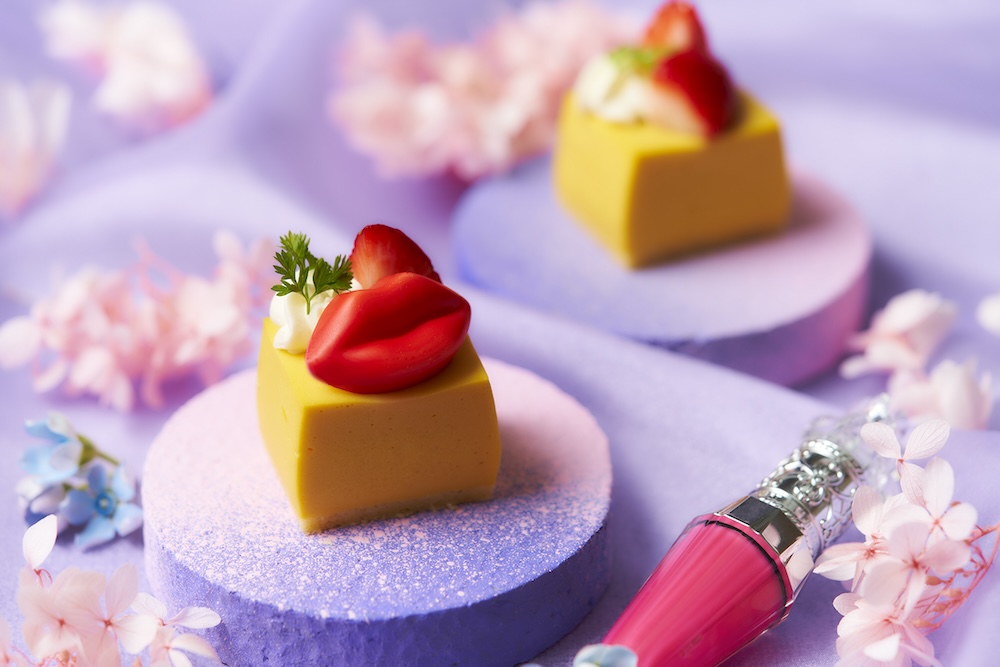 スイーツビュッフェ「恋するイチゴ ～Cosmetic Sweets × French Cuisine～」イメージ