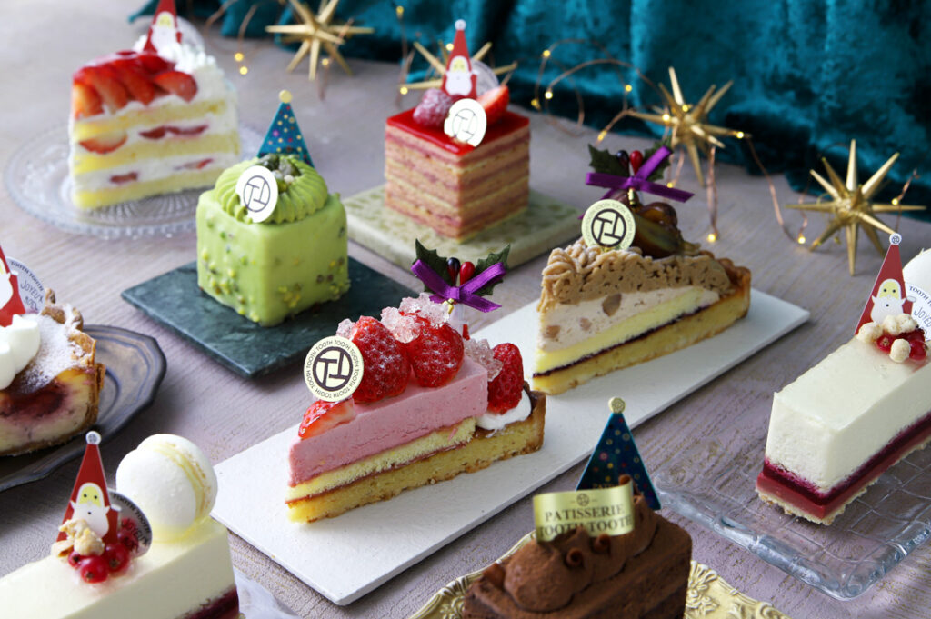 神戸の洋菓子屋「PATISSERIE TOOTH TOOTH」は12月16日より、10日間限定でノエルシーズン向けケーキを提供。イチゴやピスタチオ、チョコレートやベリーなど8種の限定ケーキを展開する。