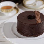冬期限定チョコレートシフォンケーキ「ル・ショコラ」税込み3,300円
