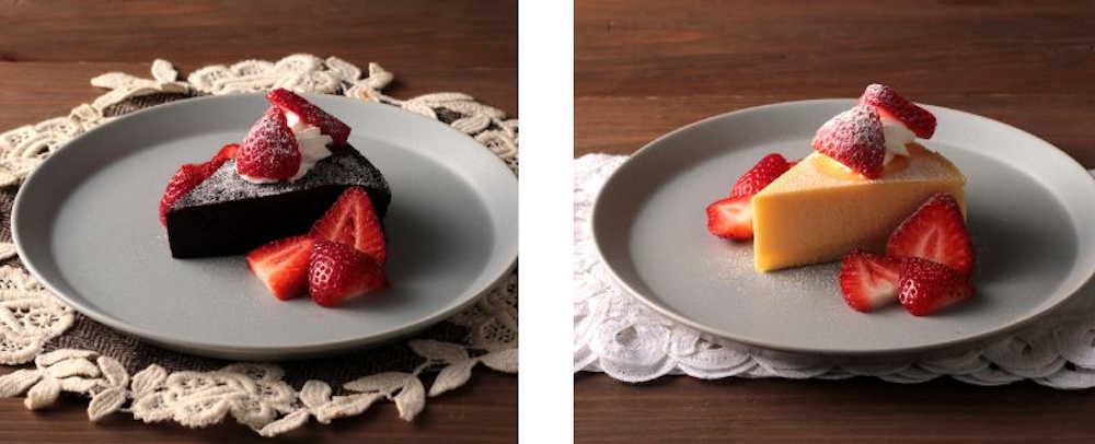 左から「あまおう×ガトーショコラ」、「あまおう×チーズケーキ」。それぞれ単品・税込み880円。