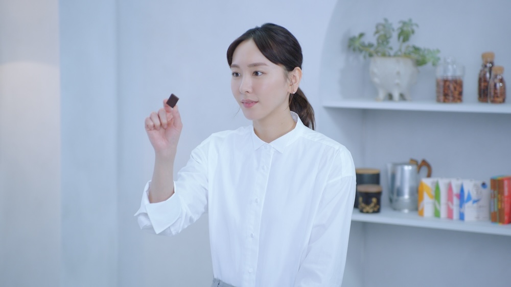 「明治 ザ・チョコレート」新CM「What is luxury to you?」篇ビジュアル