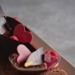 バレンタイン限定ロールケーキ「ショコラとフランボワーズのロール」イメージ