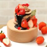 2月29日まで2サイズ展開する「夢の2段ケーキ Amour chocolat❤〜アムールショコラ〜」税込み3,000円〜