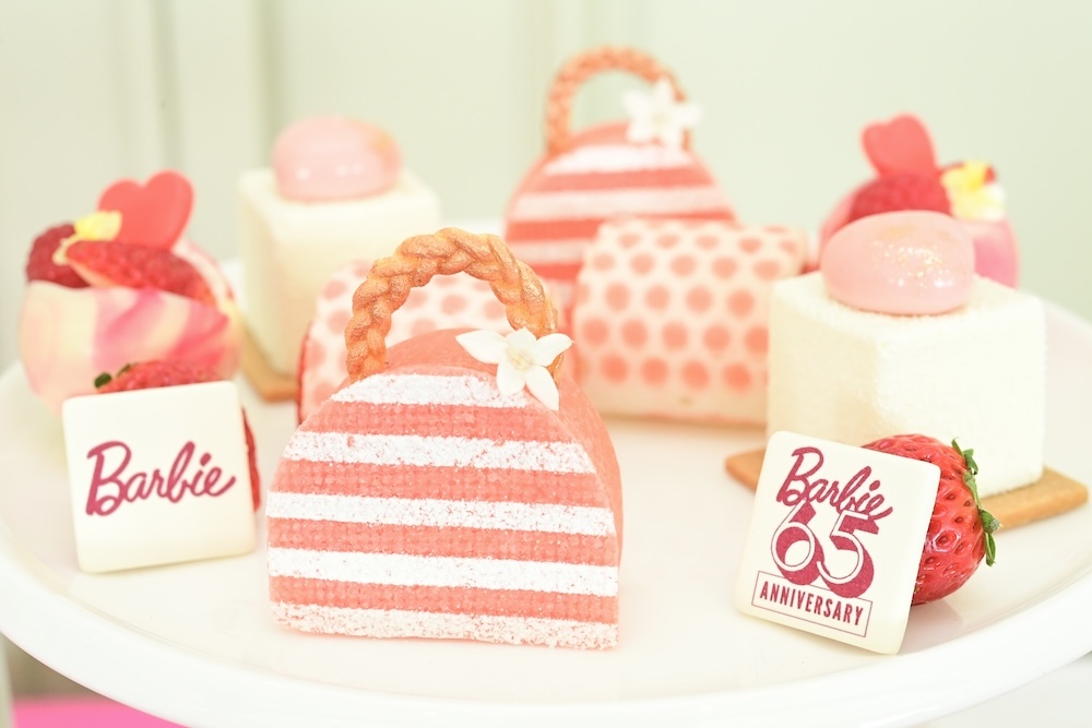 アフタヌーンティー「Afternoon Tea-Barbie 65th Anniversary-」平日・税込み9,400円（サービス料含む）〜