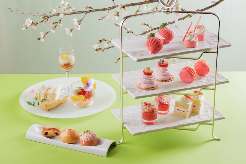 ウェスティンホテル仙台は3月9日〜5月9日、26階のレストラン「シンフォニー」にて、「ストロベリー アフタヌーン ティー（Strawberry Afternoon Tea）」を展開する。