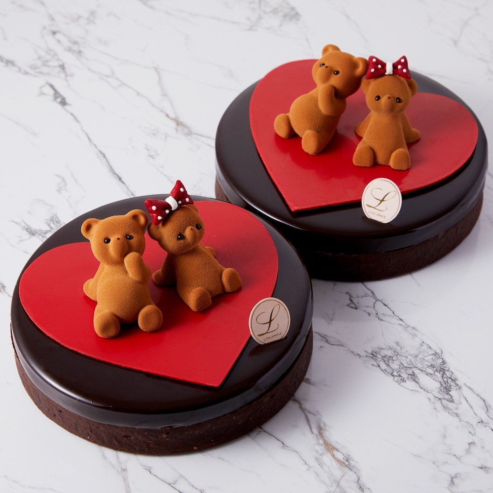 パティスリー「LOUANGE TOKYO」は銀座店、六本木店、オンラインショップにて、バレンタイン向けの各種ショコラケーキを展開中だ。