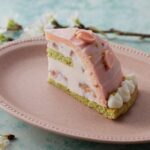 「桃と桜のドームケーキ」税込み750円