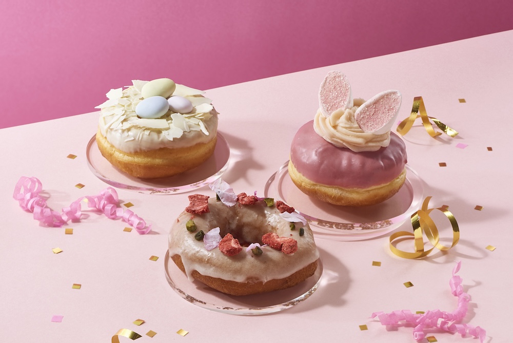 ドーナツファクトリー「コエ ドーナツ京都（koe donuts kyoto）」は4月1日より、春季限定ドーナツメニュー「hello spring donuts」を展開する。