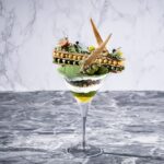 「抹茶と柚子のミルフィーユパフェ」税込み3,300円（別途サービス料）