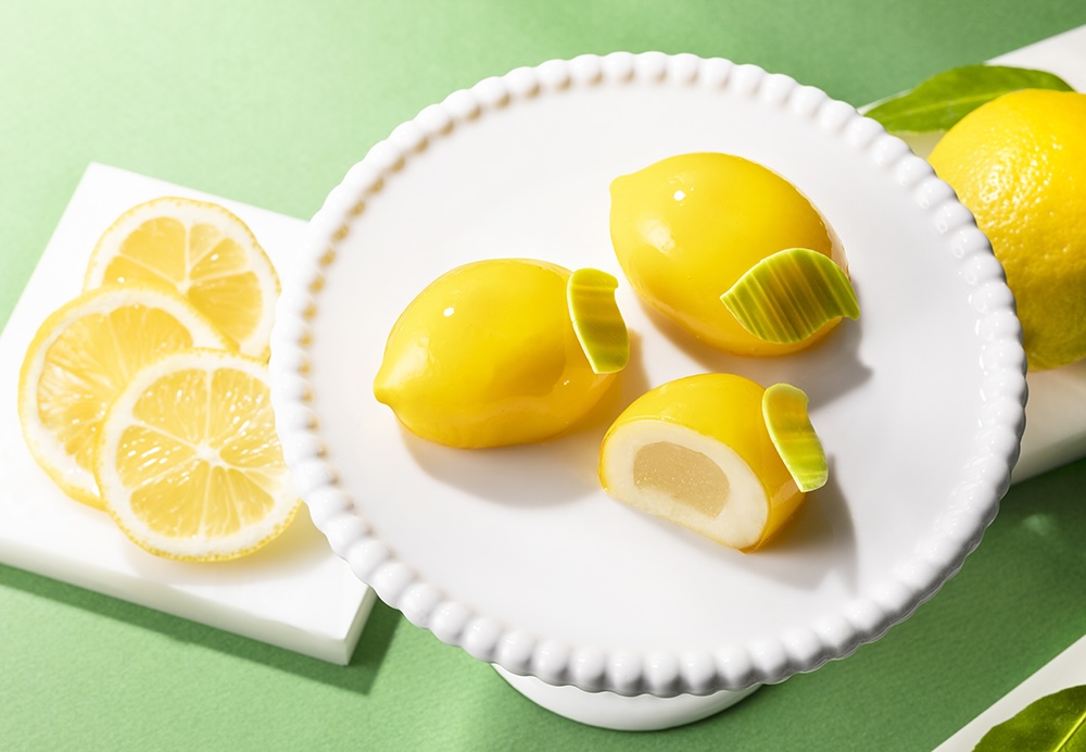「レモンシーズン 瀬戸内レモンソース香るレモンの生ショコラケーキ」イメージ