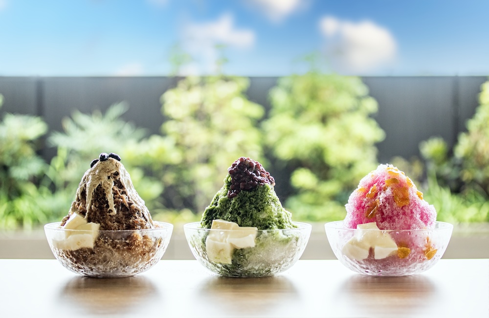 京都市南区の「アトリエ（atelier） 京ばあむ」内の「京ばあむCafe」は7月19日より、3種のかき氷を展開中だ。