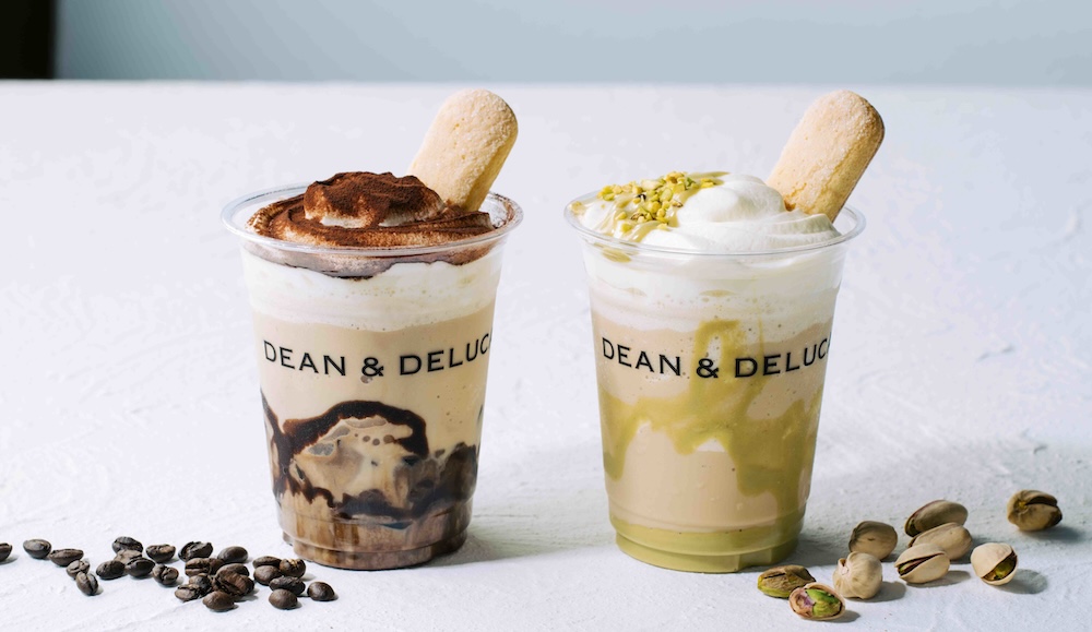 「DEAN & DELUCA」は10月2日まで、全店舗にて、秋季限定ドリンク「ティラミスフラッペ」および「ピスタチオのティラミスフラッペ」を展開中だ。