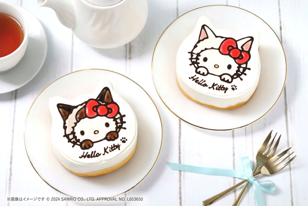 10月1日～10月31日販売「ねこねこ×ハローキティ イラストケーキ（シャムねこ、白ねこ）」税込み3,800円