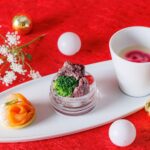 左から「じゃがいものパンケーキ　サーモンとサワークリーム」、「牛肉の赤ワイン煮込み」、「蕪のポタージュ」