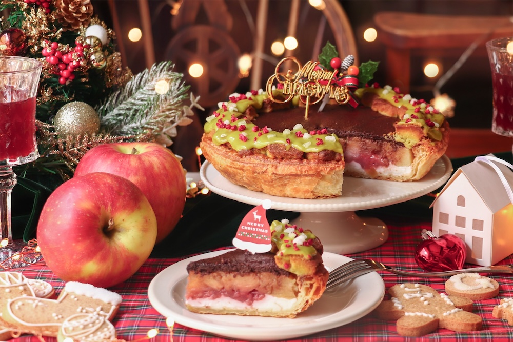 12月22日まで予約受付中の「GRANNY SMITH APPLE PIE & COFFEE」の「チョコレートとベリーのクリスマスリースアップルパイ」5,800円