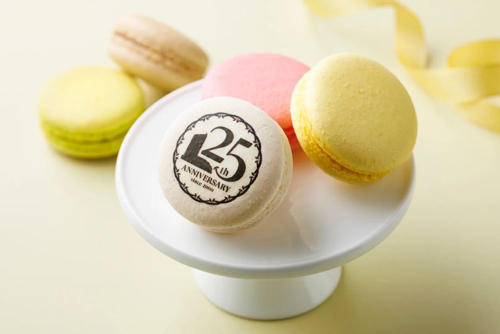 1日10箱限定の「Macarons d'Anniversaire」税込み2,500円