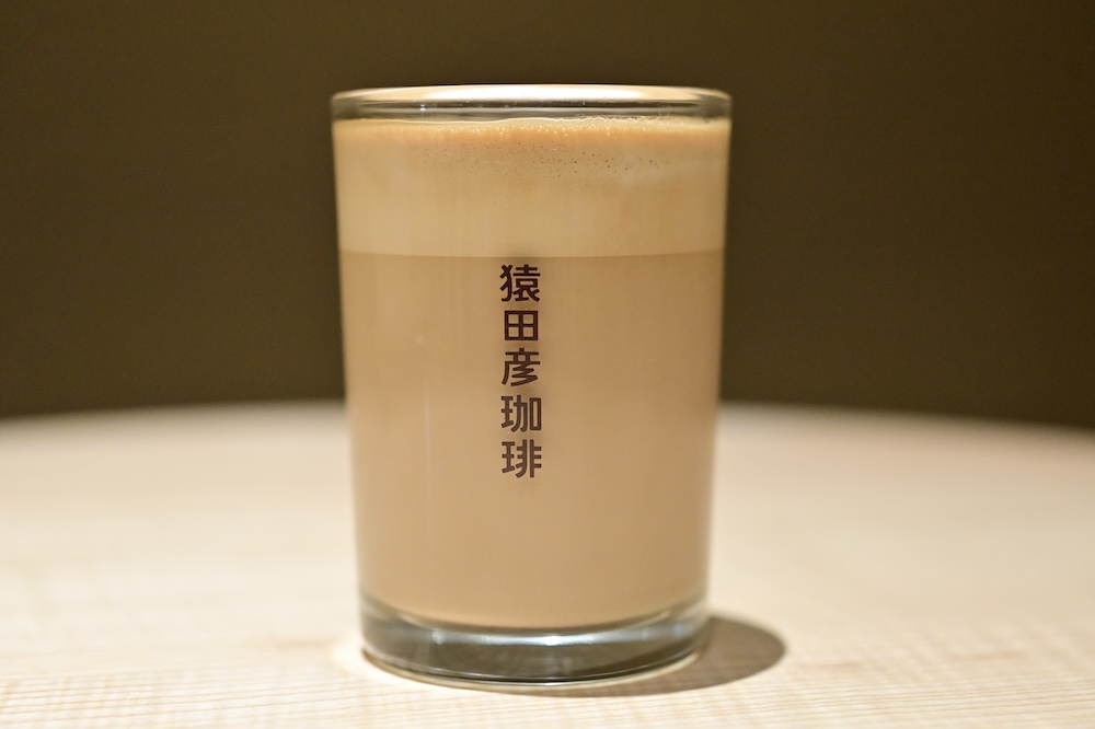 2月末まで展開予定の「カフェラテ」税込み550円〜（豆屋を除く全店）