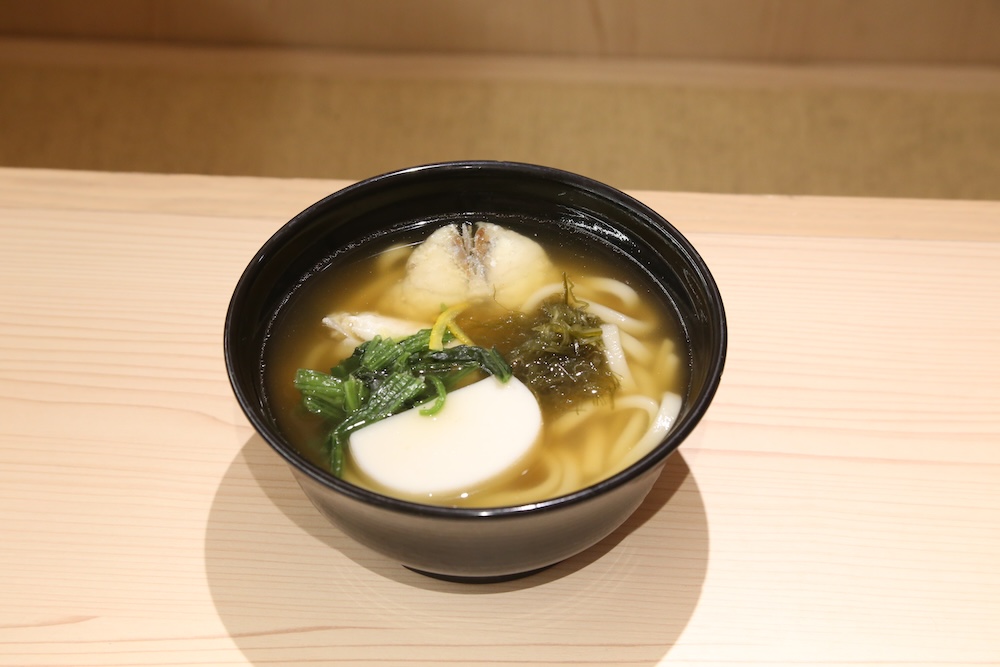 約100店舗限定の「天然ふぐ出汁うどん」税込み530円