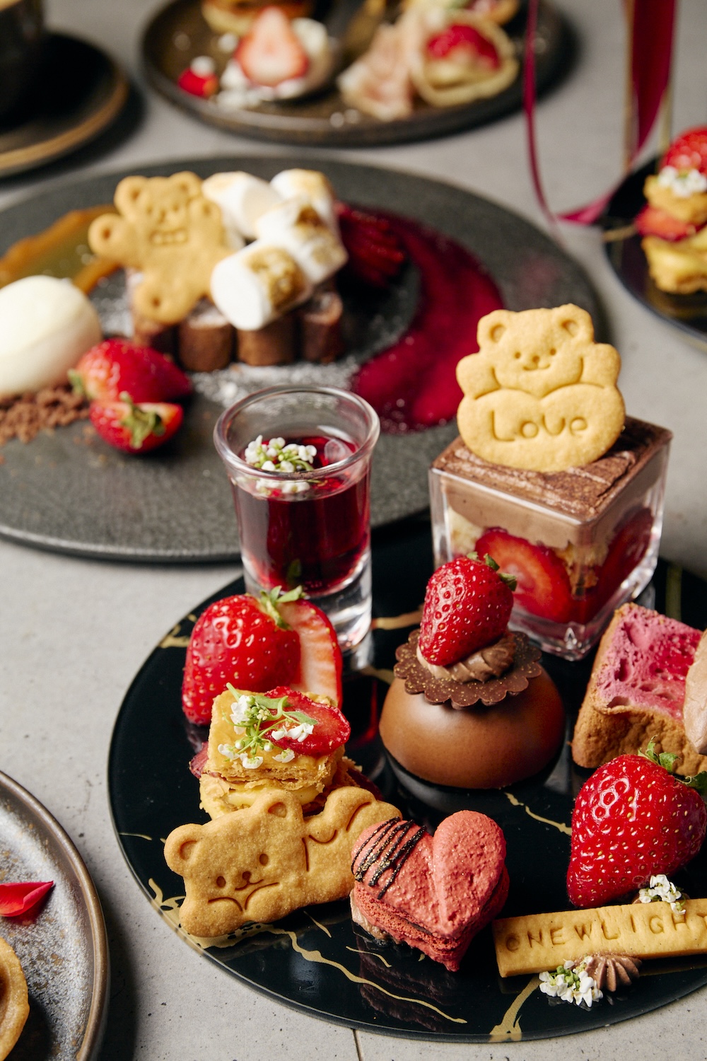 「Strawberry Chocoholic AfternoonTea」イメージ