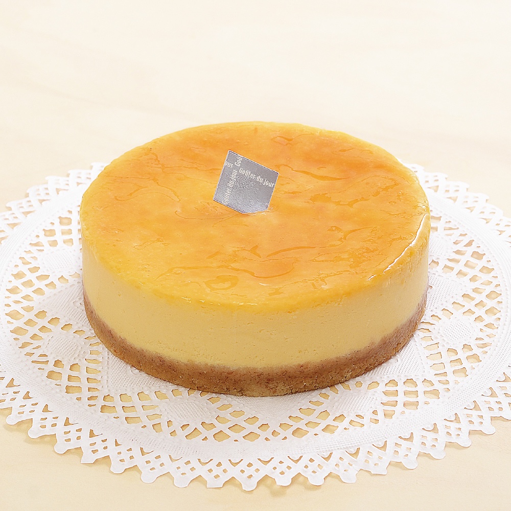 「金のチーズケーキ」税込み3,000円〜