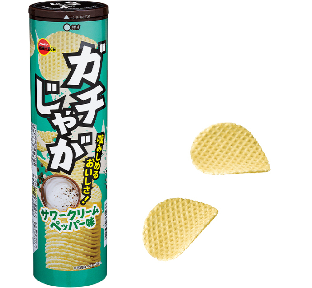 バリバリ食感がクセになるサワークリーム風味のポテトチップス　 ブルボン、「ガチじゃがサワークリームペッパー味」を 3月11日(火)に期間限定で新発売！