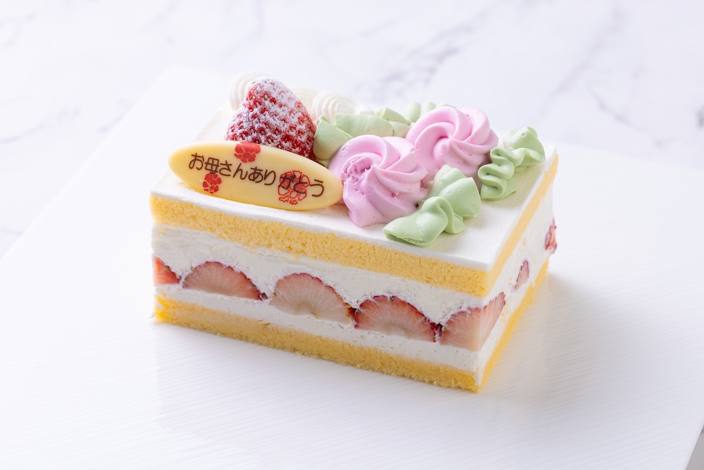 5月9日〜5月11日販売する「母の日ケーキ」税込み2,484円