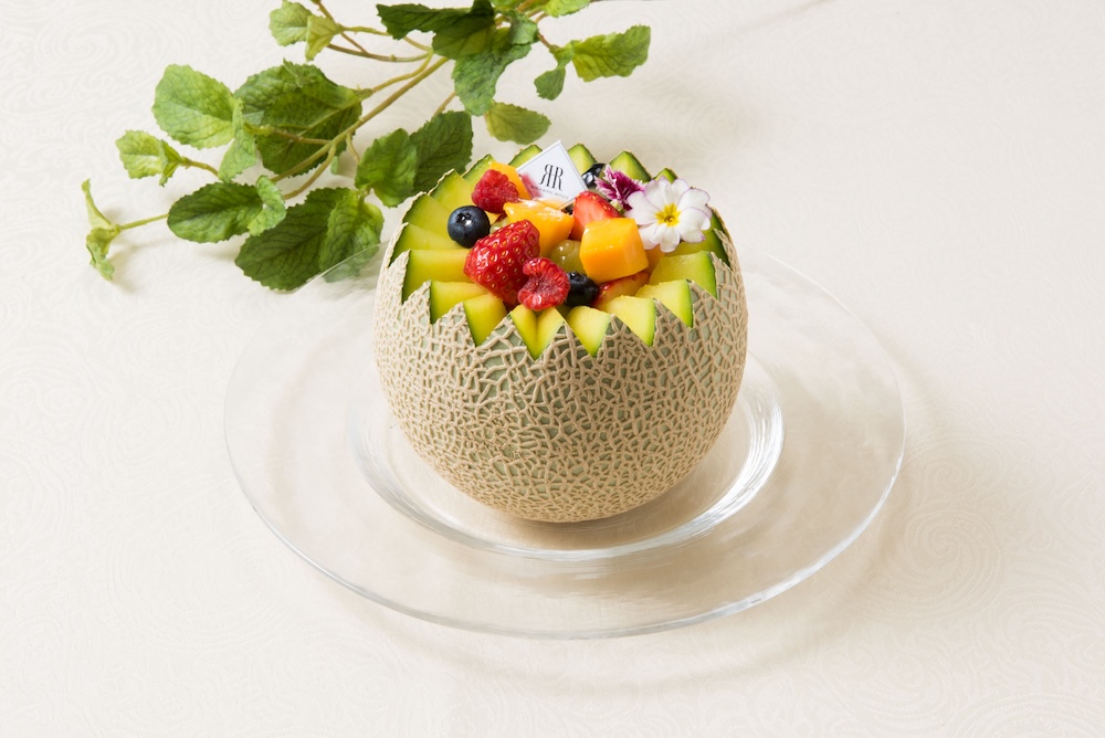 「丸ごとマスクメロンケーキ」イメージ