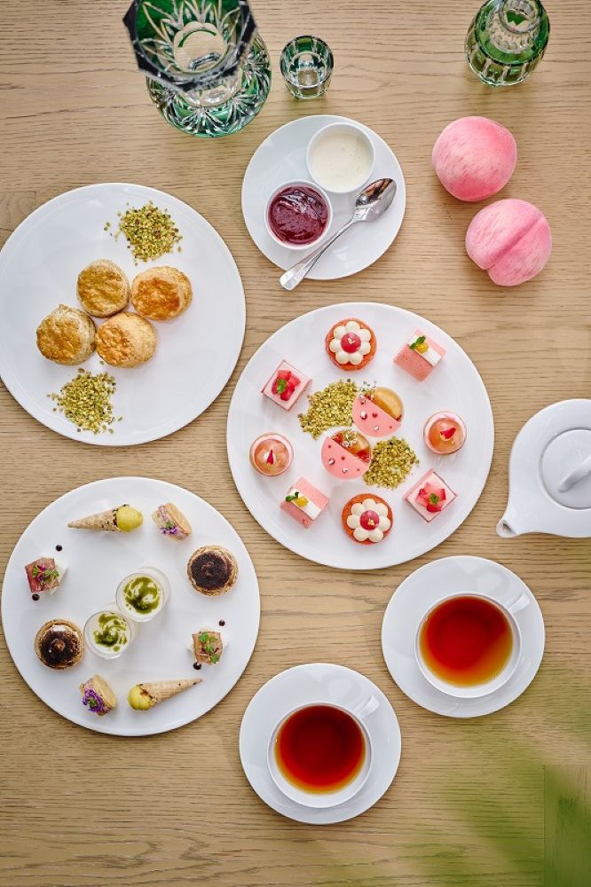 東京エディション虎ノ門にて販売する「ピーチ エディション アフタヌーンティー（Peach EDITION Afternoon Tea）」イメージ