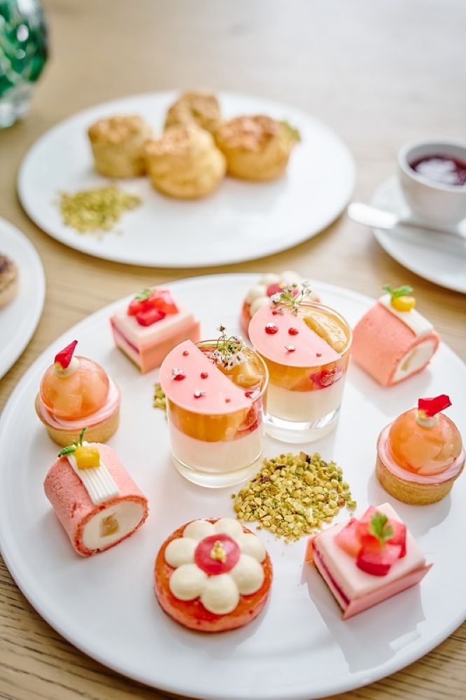 東京エディション虎ノ門にて販売する「ピーチ エディション アフタヌーンティー（Peach EDITION Afternoon Tea）」イメージ