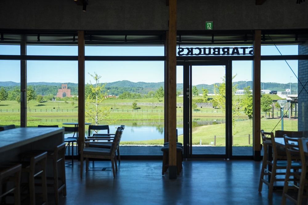 北海道の「スターバックス コーヒー 旭川北彩都店」イメージ