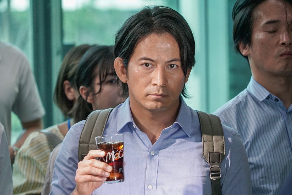マクドナルド「プレミアムローストアイスコーヒー」新テレビCM「ここ天国かよ」篇の撮影風景ビジュアル