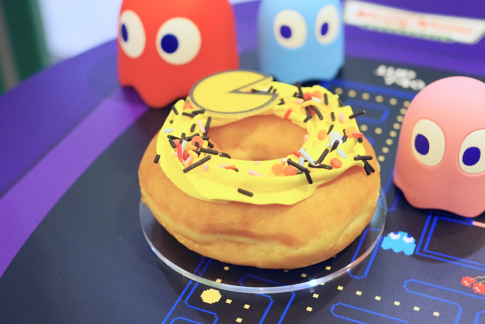 「パックマン カスタード スプリンクル」テイクアウト・税込み410円、イートイン・税込み418円