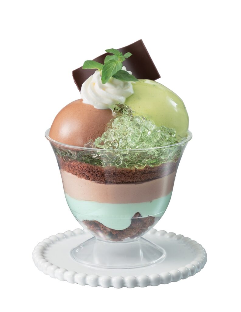 「アンテノール」の各日数量限定「チョコとミントのパフェ」税込み810円