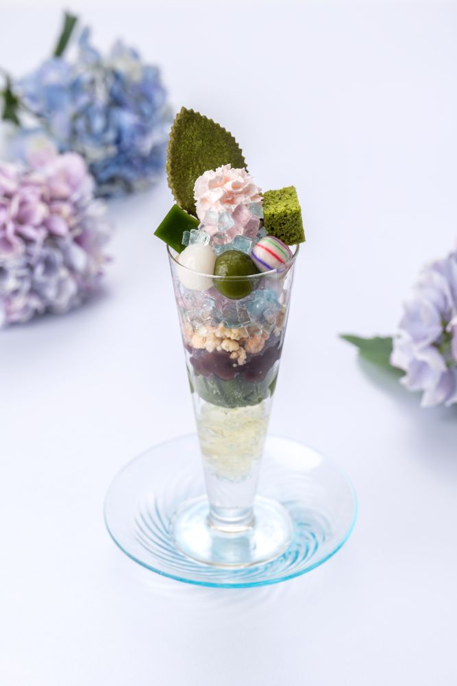 6月4日~6月30日に茶寮「都路里」にて販売する「手毬花」税込み1,900円