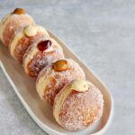 伊勢丹新宿店限定「Bonjour Donut」の「カスタードドーナツ」各・594円