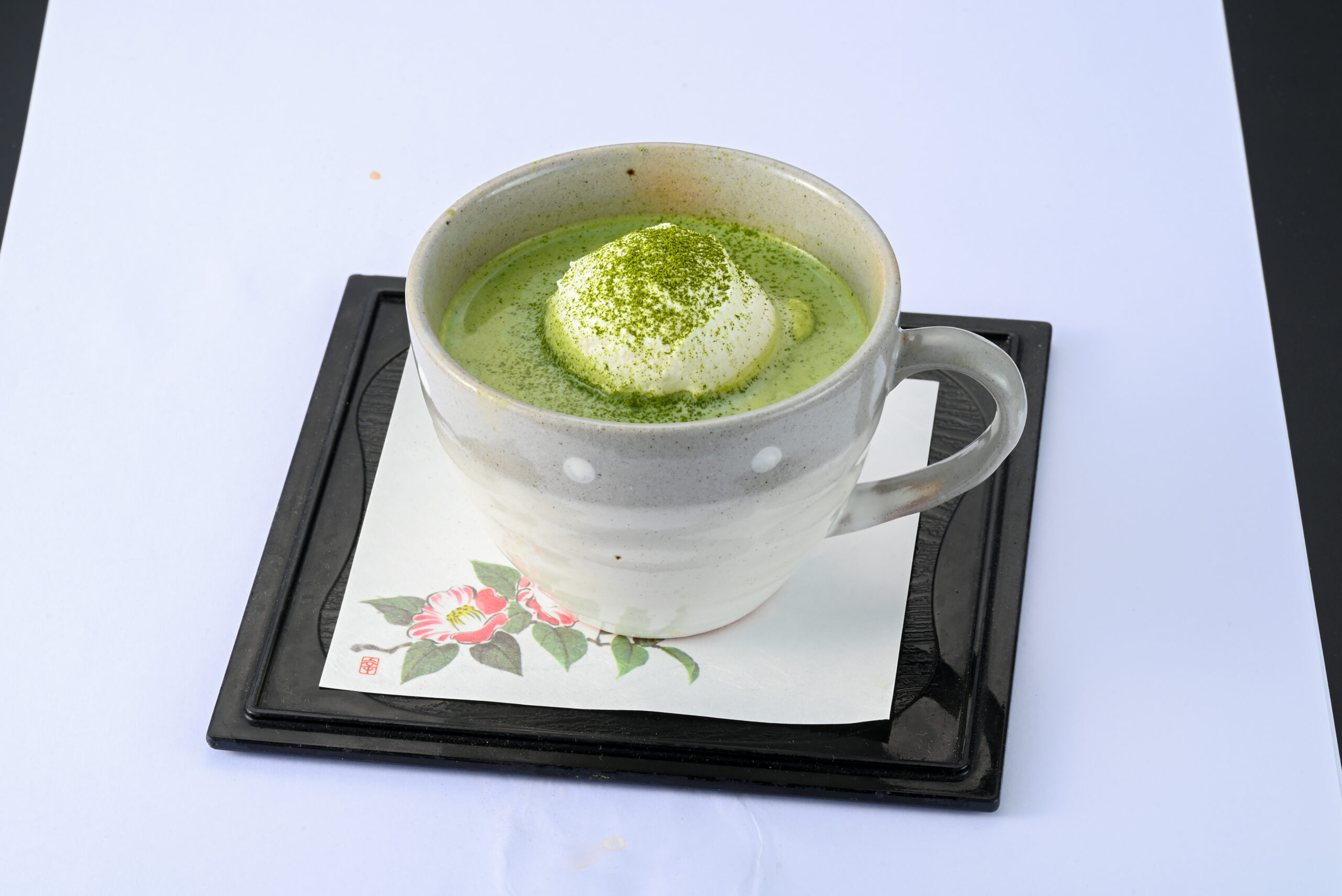 「UCCカフェプラザ」の「京都宇治抹茶ミルク」税込み830円〜