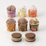 「カップアイス&サンドアイス8個入」税込み5,400円