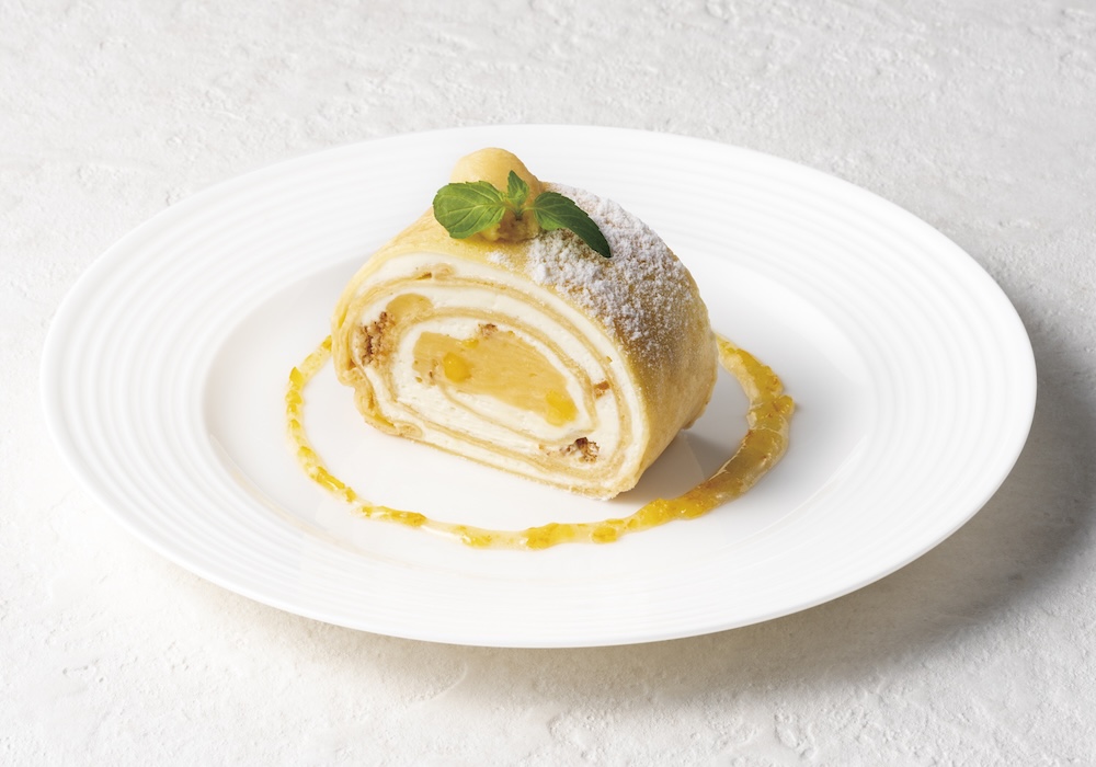 ゴディバカフェ日比谷店・ディアモール大阪店限定「クレープロール レモン&マンゴー~ホワイトチョコクリーム~」税込み880円