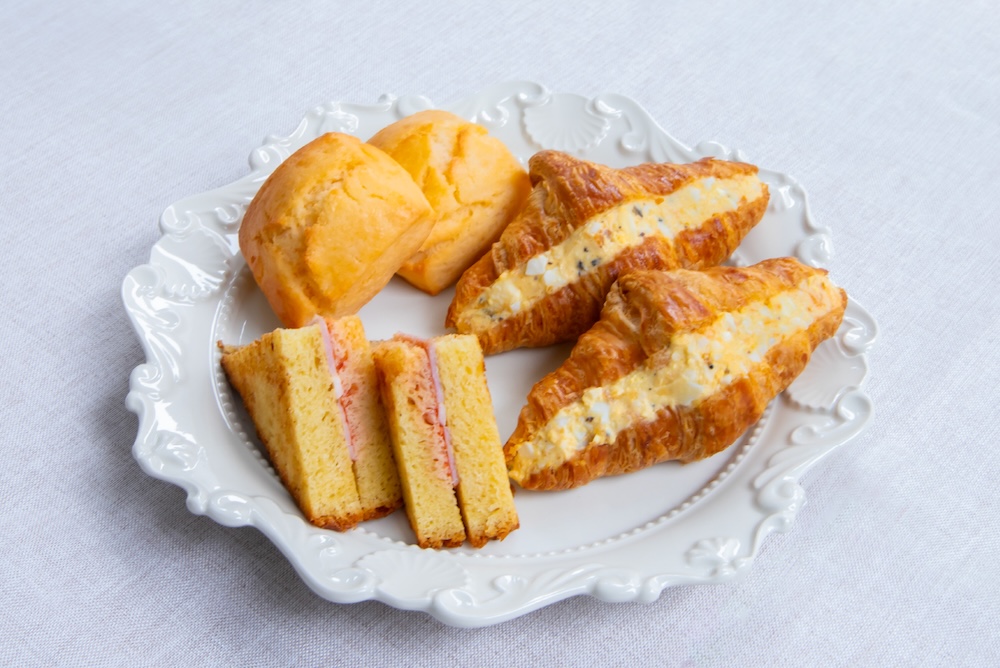 初夏向けの「季節のアフタヌーンティー」イメージ