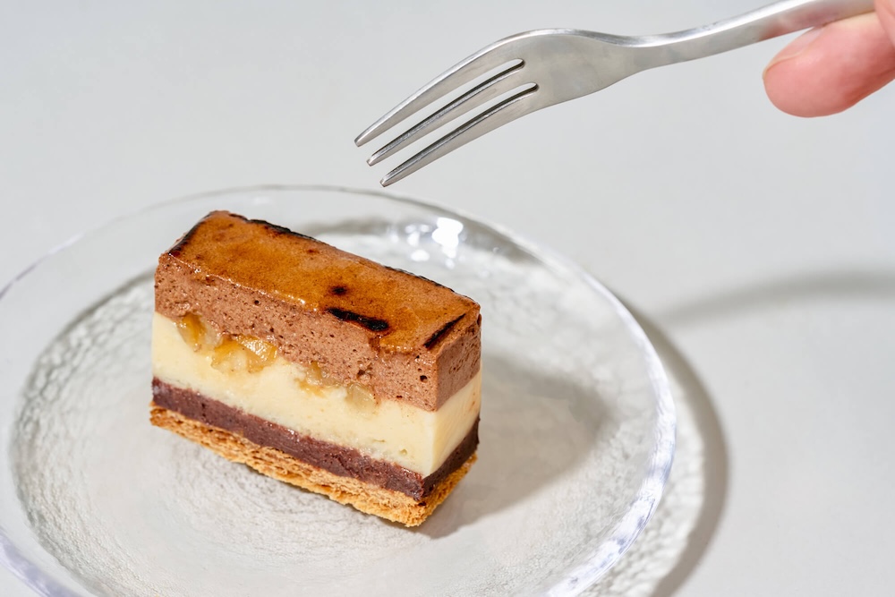 「レモンとチョコレートのシブースト」イメージ