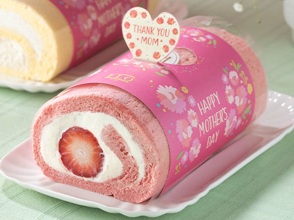 「母の日 ごろっと苺のロールケーキ」1本あたり税込み1,825円〜税込み1,933円