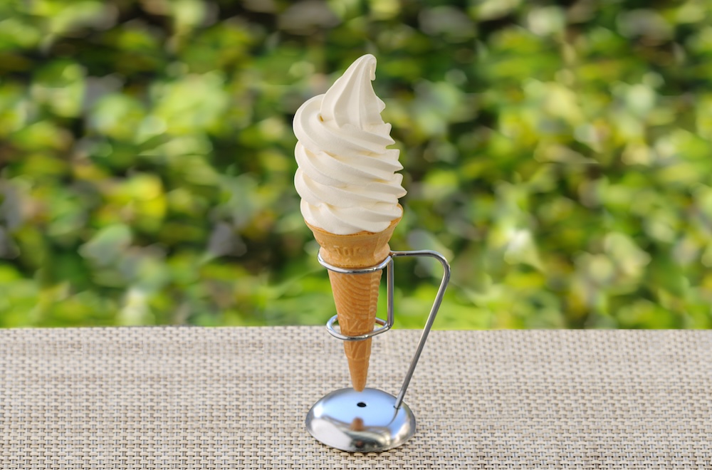 「ペストリーブティック」の「フローズンヨーグルトソフト」500円